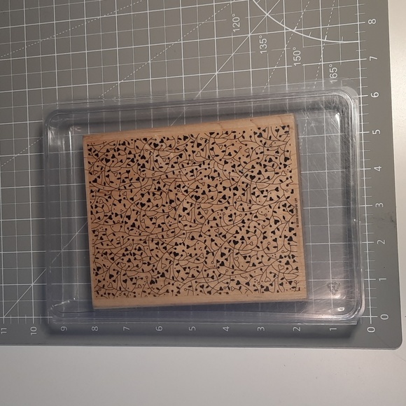 Wild Hearts Background stamp - Picture 3 of 4